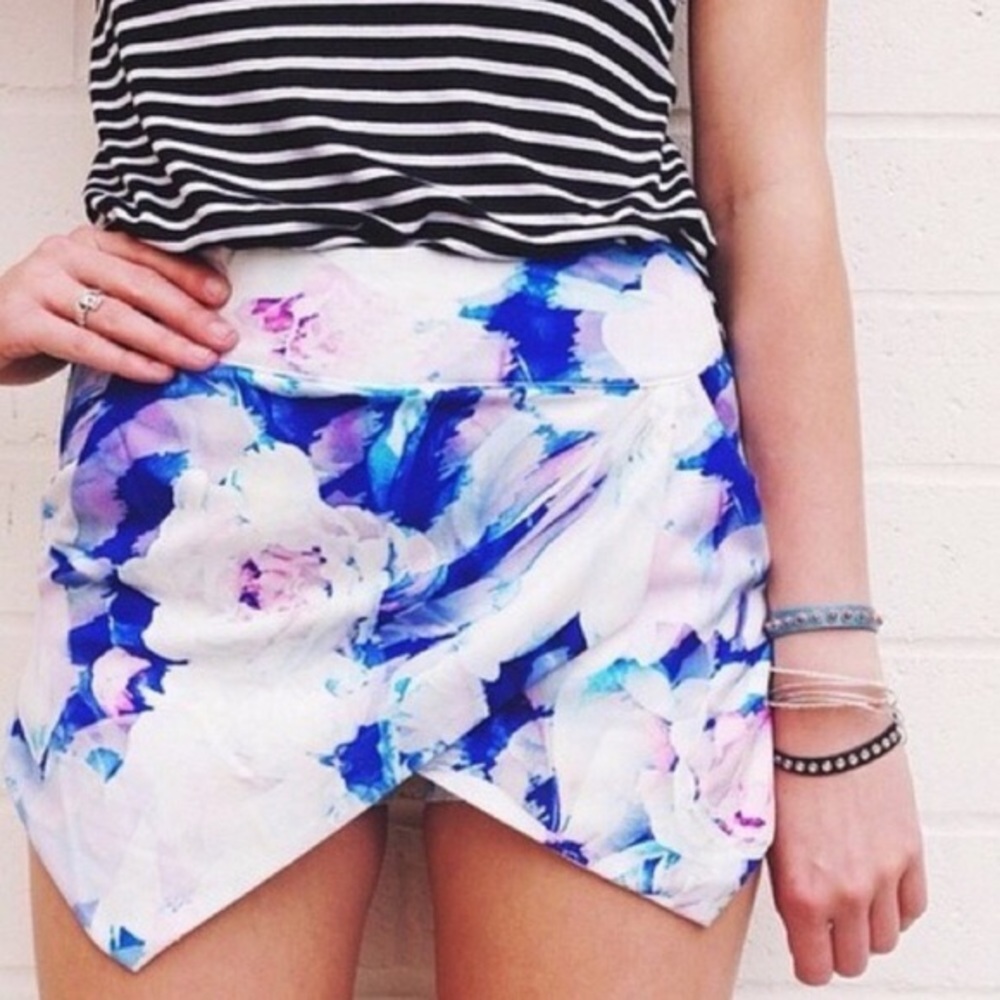 LF rumor boutique envelope skort